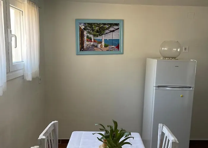 Ouzaki Luxury Villa