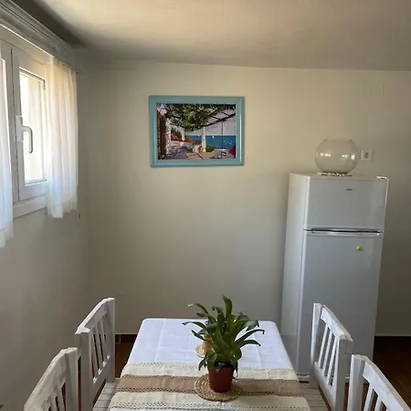 Ouzaki Luxury Vila