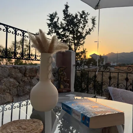 Villa Ouzaki Luxury *