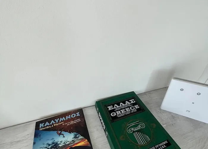 Ouzaki Luxury Villa *