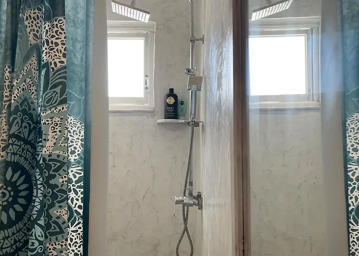 Ouzaki Luxury فيلة *