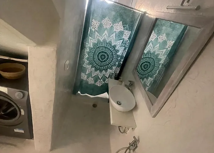 Ouzaki Luxury فيلة